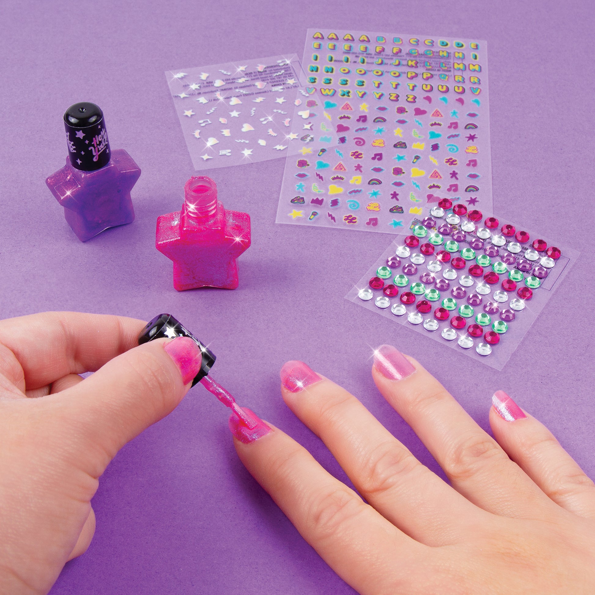 That Girl Lay Lay Express Yo Self Nail Art & DIY Bracelet kit – Make It Real